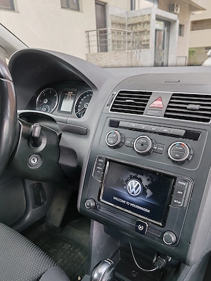 VW Touran 2013  2.0 TDI DPF DSG - imagine 12