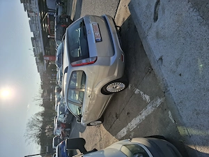 Ford Focus Facelift 1,8 benzină  - imagine 3