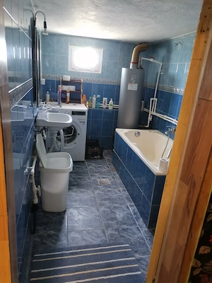 Vând casă în comuna Svinița județul Mehedinți. - imagine 4