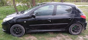 Peugeot 206+ 1,4 benzina+ GPL 2012 - imagine 3