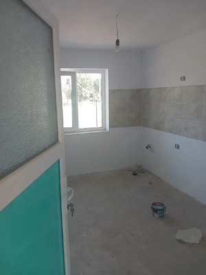 Casa de vanzare pe strada  Locotenent Sandulescu - imagine 2