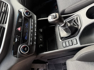 Vând Hyundai Tucson, motor 1.6 clasic, aspirat  - imagine 5