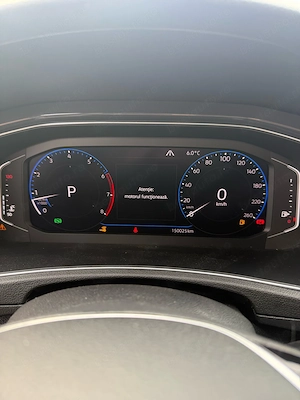 Volswagen T-Roc 2020 automata 1.5 TSI - imagine 9