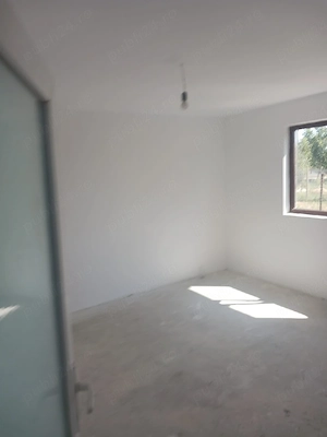 Casa de vanzare pe strada  Locotenent Sandulescu - imagine 6