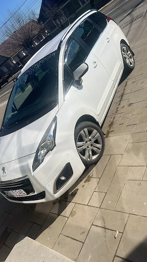 Vand peugeout 5008 cu 7 locuri - imagine 4