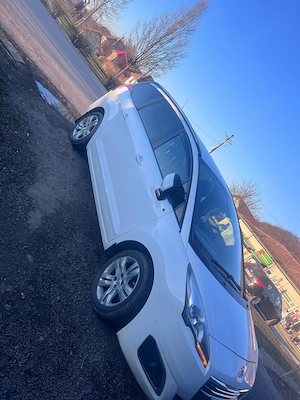 Vand peugeout 5008 cu 7 locuri