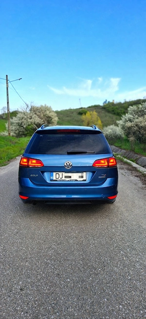 Volkswagen Golf 1.6 TDI DPF BlueMotion Technology Highline - imagine 2