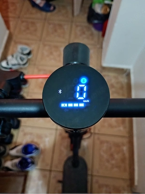 Vand trotineta electrica