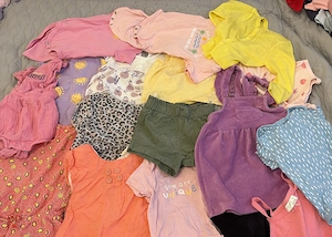 Vand hainute fetita, marimea 80, 9-12 luni