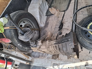 Cutie de viteze Ford transit 2.4  - imagine 2