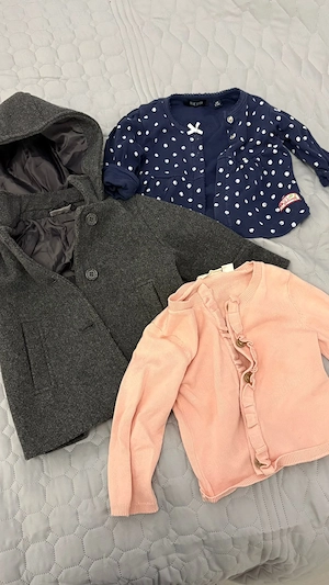 Vand Palton, jerseu, sfeter pentru fete, marimea 80, 9-12 luni