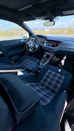 VW Polo GTI 6   2019   2.0 TSI   DSG 200CP - imagine 8