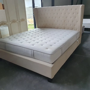 Pat dormitor tapițat 1.80m 2m 