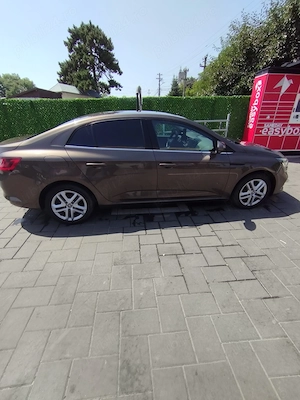 Renault Megane IV ,  echipare ZEN   1.6 Benzină . 115 CP 2017 - imagine 2