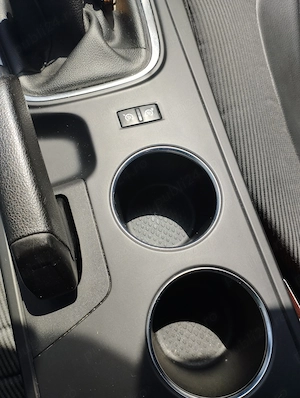 Renault Megane IV ,  echipare ZEN   1.6 Benzină . 115 CP 2017 - imagine 7