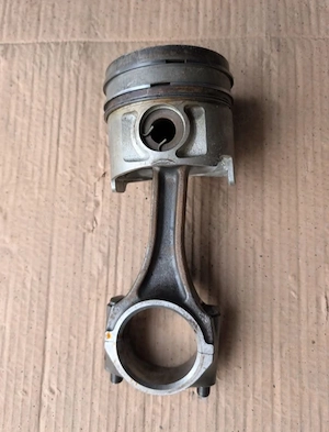 Vând piston complet biela - imagine 2