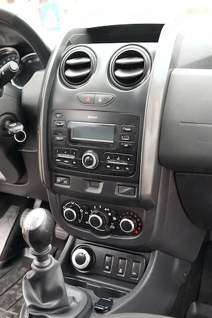 Dacia Duster, 2018, Diesel, 4x4, 64000 km - imagine 9