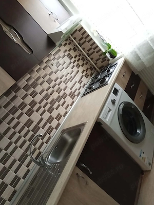 Închiriez apartament  - imagine 3
