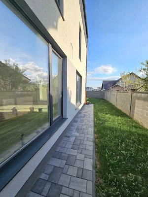 Proprietar vand 1 2 Duplex, Chișoda, str Caisului. 220 mp utili , 5 camere , 4 bai - imagine 2