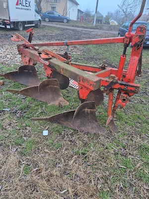 plug de vînzare - imagine 3