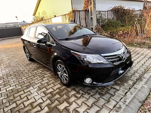 Toyota Avenis Combi T27 - imagine 5