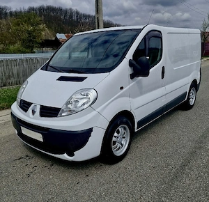 renault trafic  - imagine 3