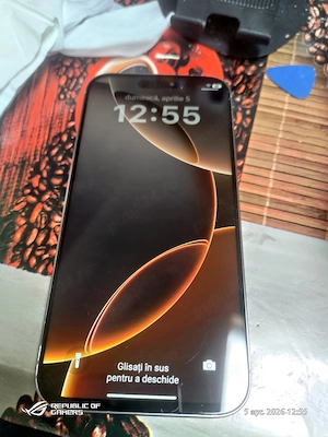 vand schimb iphone 16 pro max copie