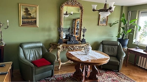 inchiriez apartament 3 camere, central, mobilat