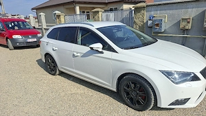 Seat Leon ST 2.0 diesel 150 cai 2014 - imagine 3
