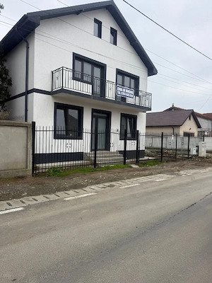 Vilă De Vănzare În Localitatea Lumina - imagine 2