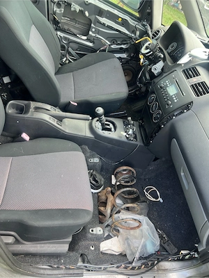 dezmembrez    suzuki sx 4  ( fiat sedici ) - imagine 3