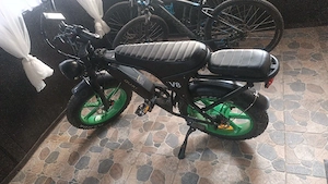 V8 Ouxi bicicleta
