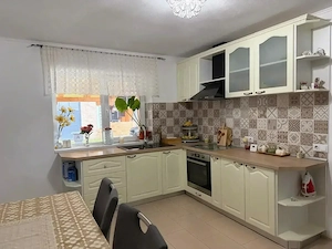 Casa de vânzare cu teren de 40 de arii - imagine 4