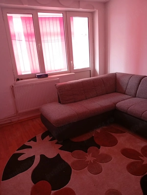 Apartament 4 camere, 2 balcoane închise și aer condiționat - imagine 2