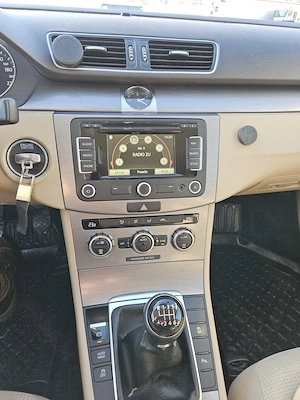 Wv Passat B7 2014 2.0 TDi, 140 CP - imagine 9