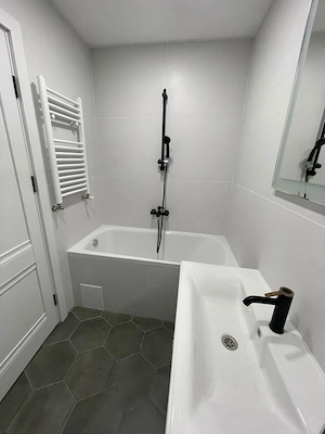 Inchirere garsoniera in zona Favorit  - imagine 3