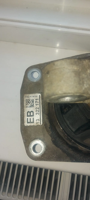 Vand distributie si tampoane motor Opel Insignian motor s