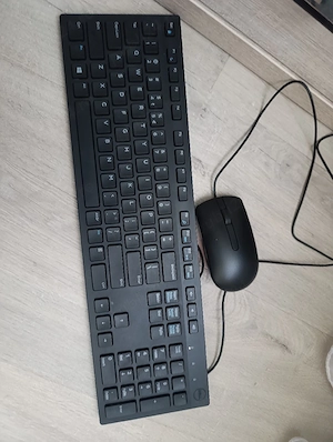 Calculator Dell + monitor Benq 24 - imagine 5
