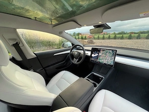 Vand Tesla Model 3 Facelift SR+ Baterie LFP 325 CP An 2021 | Interior Alb | Sistem Audio Premium - imagine 3
