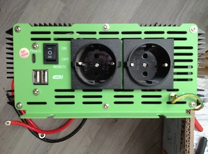 vand invertor:hibrid 12v 2kw 100a.12v-220v 2500w varf de 5000w cu telec.2controlere pv.6 pv de 200w - imagine 2