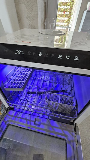 Masina de spalat vase iHunt cu alimentare de la rețea sau rezervor 6 seturi 2 persoane