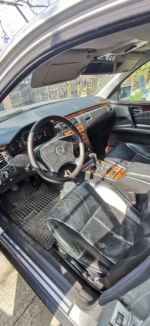 Mercedes W210 - imagine 4