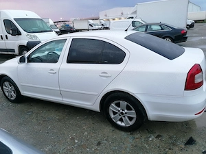 Skoda octavia 2012  - imagine 2