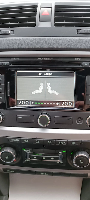 Skoda Octavia 2 Facelift 1.6 Diesel  - imagine 2