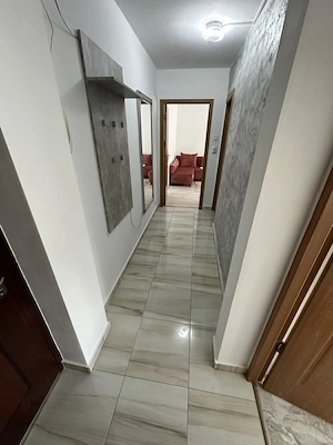 Inchiriez apartament 
