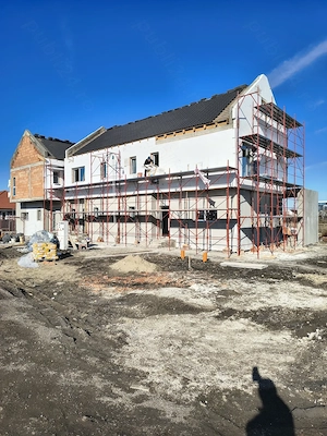 Închiriere popi și panouri