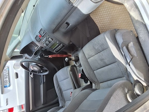 Volksawagen Touran - imagine 6