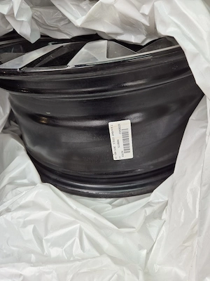 Set jante originale Volvo 18" aliaj, 5 spite duble, Black Diamond Cut  - imagine 2