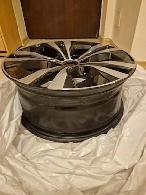 Set jante originale Volvo 18" aliaj, 5 spite duble, Black Diamond Cut  - imagine 3