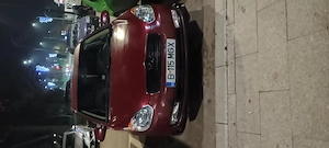 Hyundai accent se vinde